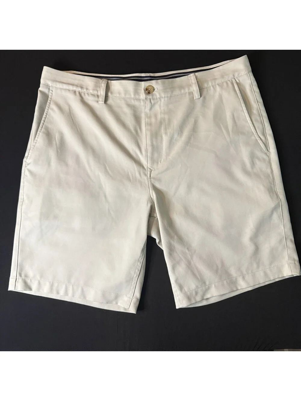 Vineyard Vines Links Shorts Men’s 36 Tan Performance Golf Flat Front Stretch